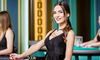 Hình ảnh đội ngũ hỗ trợ khách hàng của 0king88 nhà cái sẵn sàng giúp đỡ